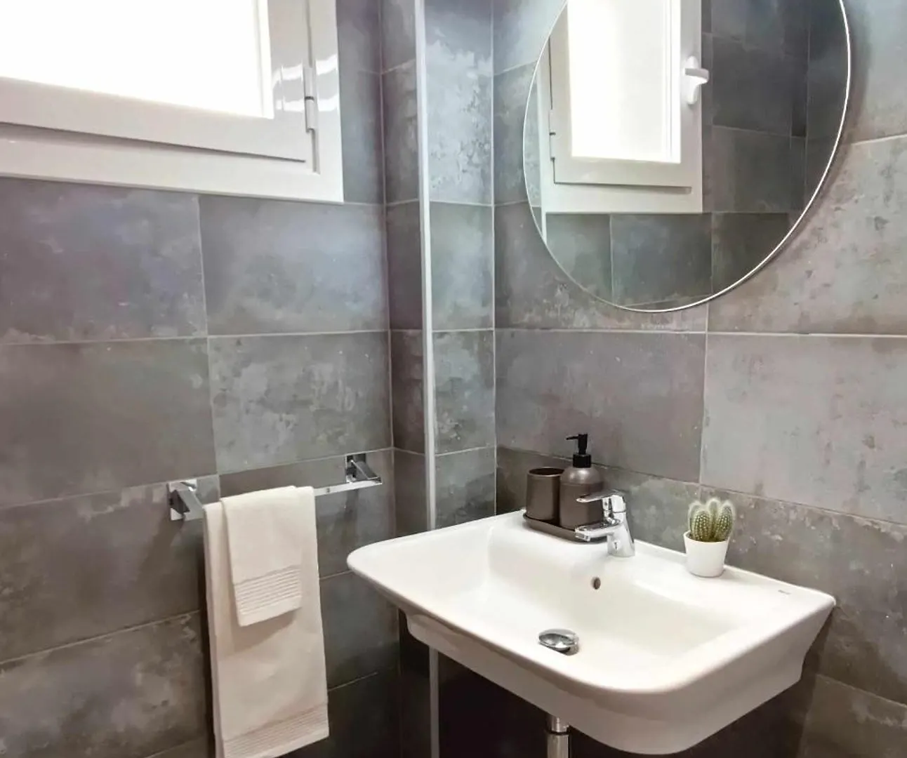 Piso Nuevo La Princesa Centro Y Playa Malaga Apartment